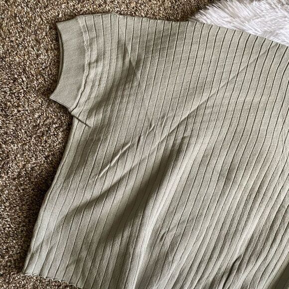 By Together Crop Top Sweater Top Oversized Ribbed Short Sleeve Womens Medium - Picture 3 of 6